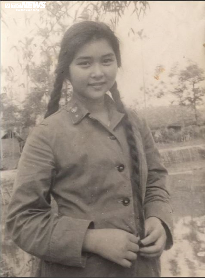 Những bức ảnh chưa từng công bố của 'ni cô Huyền Trang' - 5