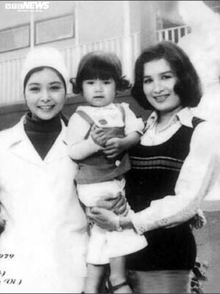 Những bức ảnh chưa từng công bố của 'ni cô Huyền Trang' - 3