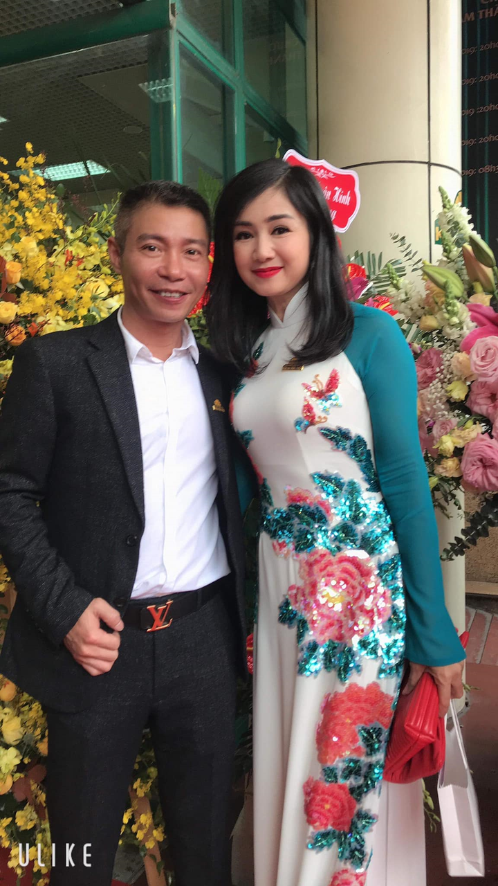 Nhan sắc trẻ trung, xinh đẹp của bà Bạch Cúc phim 'Hướng dương ngược nắng' - 5