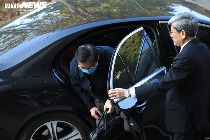 Ảnh: Cựu Bộ trưởng Công Thương Vũ Huy Hoàng tiếp tục hầu toà - 1