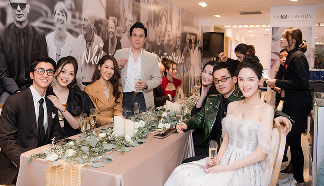 Bình An sóng đôi Á hậu Phương Nga dự event cùng dàn sao - 13