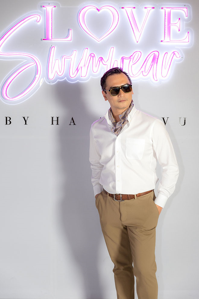 Siêu mẫu Hà Anh mở màn show áo tắm trên du thuyền 13 tỷ đồng - 8