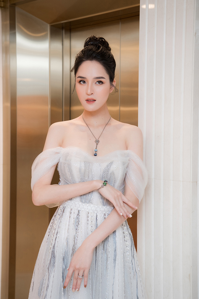 Bình An sóng đôi Á hậu Phương Nga dự event cùng dàn sao - 7