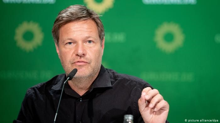 Đối thủ của tân Chủ tịch đảng CDU trên chặng đua giành ghế lãnh đạo nước Đức - 6