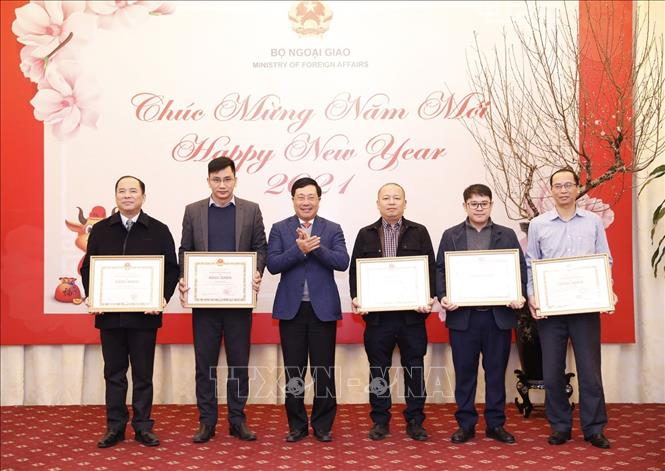 Tôn vinh các cơ quan báo chí vì sự nghiệp ngoại giao Việt Nam - 8