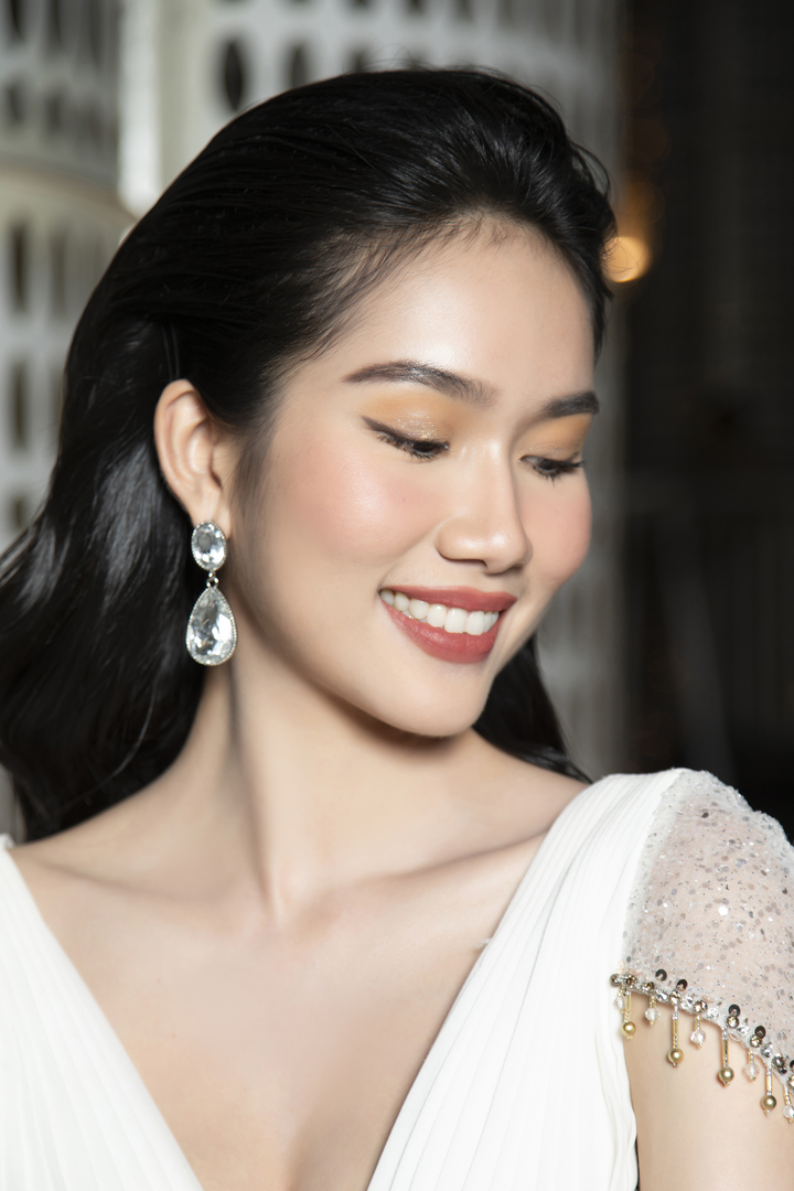 Hoa hậu Đỗ Mỹ Linh đeo trang sức hơn 20 tỷ đồng đi sự kiện - 10