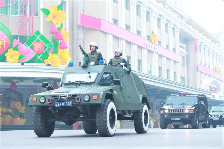 Ảnh: Công an Hà Nội ra quân bảo vệ Đại hội XIII - 6