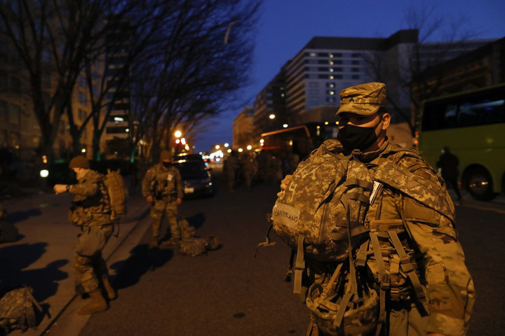 Ảnh: Thủ đô Washington trước giờ chào đón tân Tổng thống Mỹ - 11