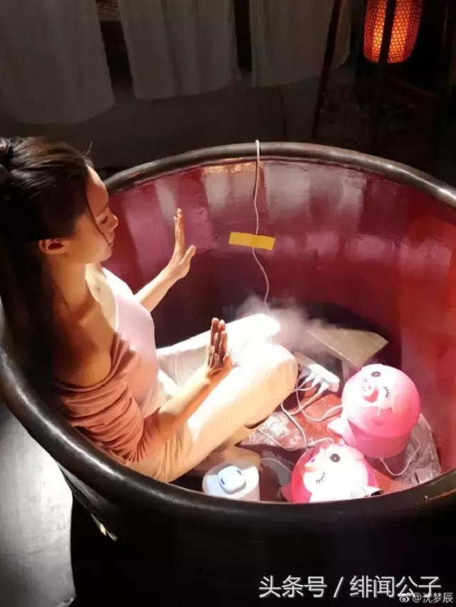 Sự thật cảnh mỹ nữ tắm bồn 'đánh lừa' khán giả trong phim cổ trang - 5