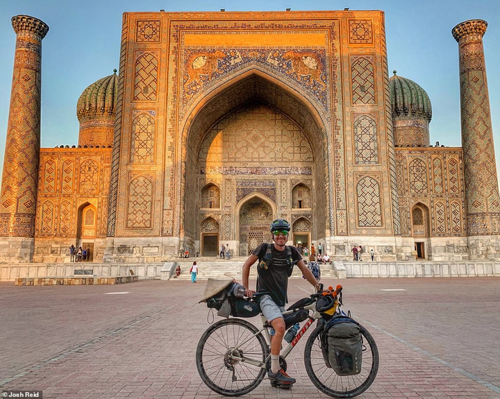 Hành trình kỳ lạ của chàng trai đạp xe từ Trung Quốc về Anh - 6