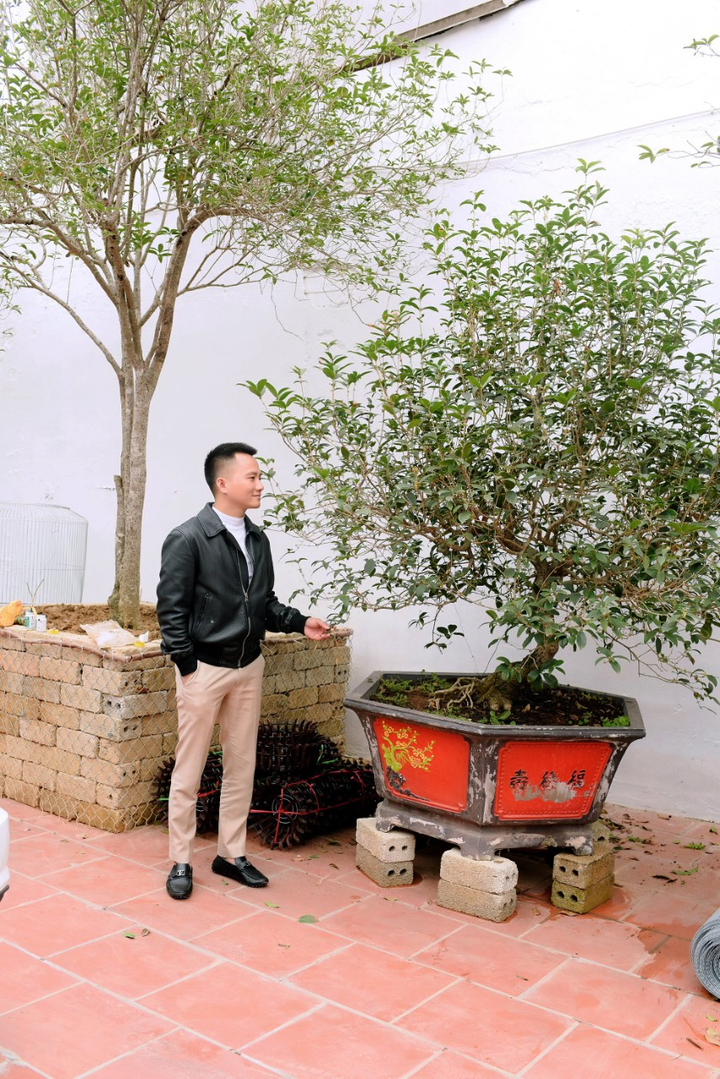 Chàng trai trẻ Công Hậu sở hữu vườn mộc hương, lan đột biến quý hiếm - 2