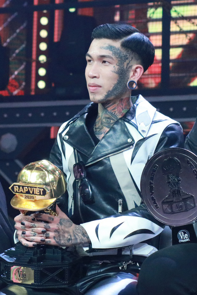 Rap Việt: Kiếm củi ba năm, đốt một giờ - 2