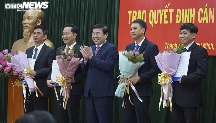 Trao quyết định bổ nhiệm hàng loạt chức danh lãnh đạo chủ chốt của TP Thủ Đức - 2