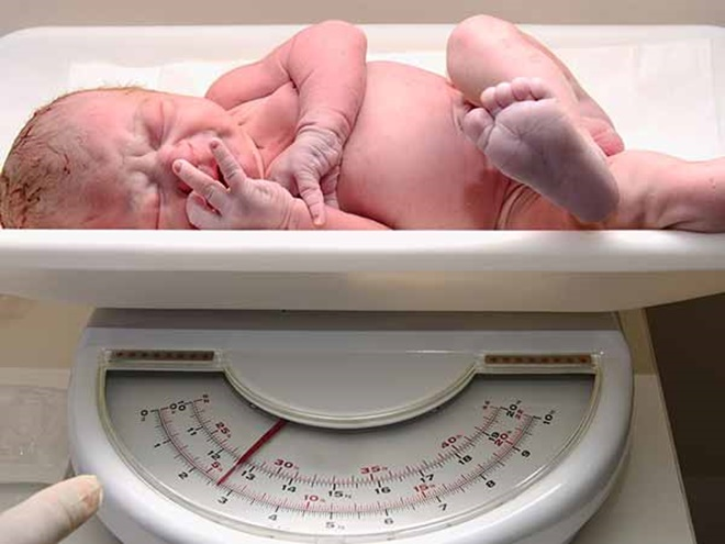 Những biến chứng nguy hiểm ở trẻ sơ sinh khi mẹ bị tiểu đường thai kỳ - 5