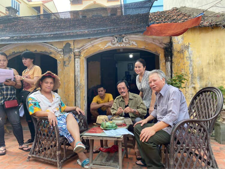 Ảnh: Cuộc sống thiếu bóng dáng phụ nữ của nghệ sĩ Giang Còi - 1