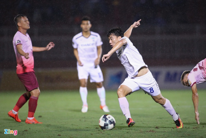 HLV Kiatisak đang giúp Minh Vương trở lại - 2