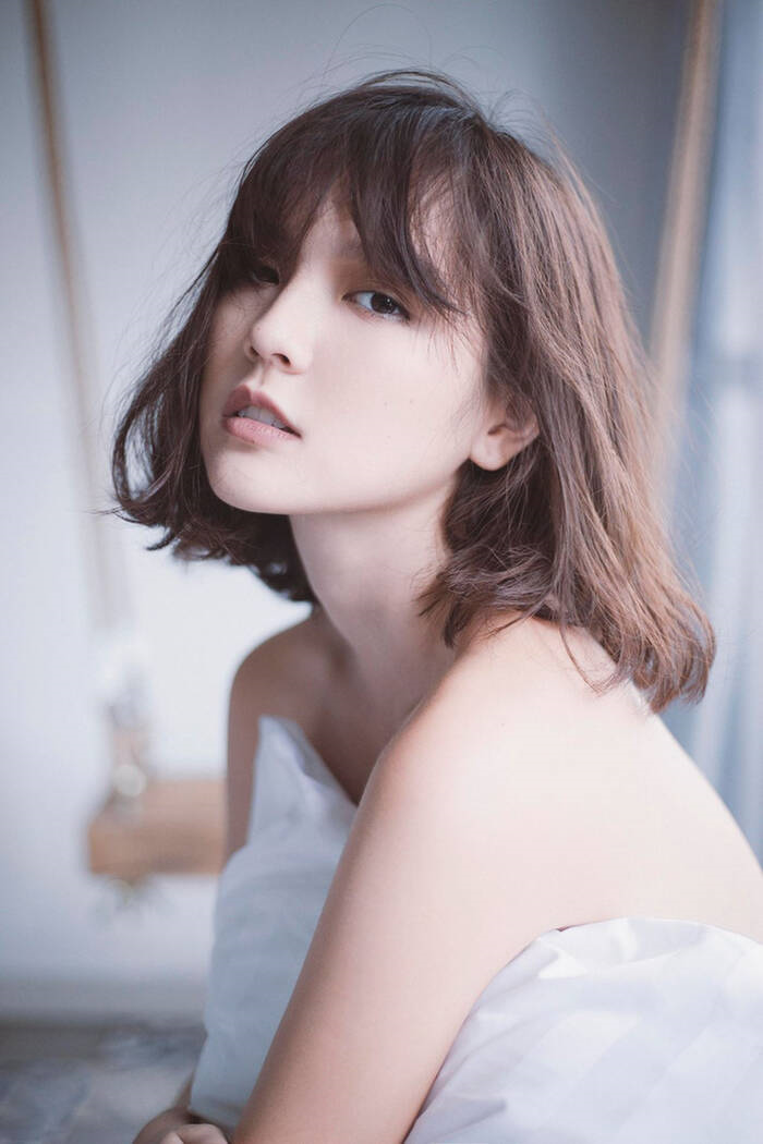 Showbiz tuần này: U ám scandal và bệnh tật - 3