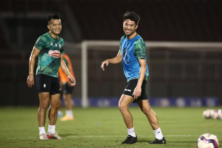 Trực tiếp CLB TP.HCM vs Hà Tĩnh, vòng 2 V-League 2021 - 5