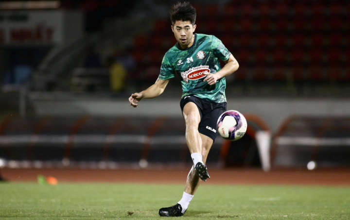 Trực tiếp CLB TP.HCM vs Hà Tĩnh, vòng 2 V-League 2021 - 8