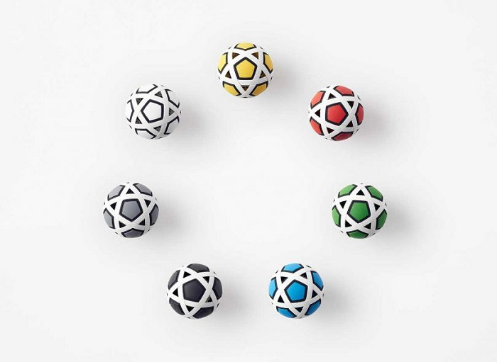 Nhật Bản chế tạo quả bóng đá không cần bơm, không bao giờ xì hơi - 5