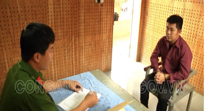 Khởi tố kẻ lập sới, thuê ghe chở người đến đánh bạc - 1