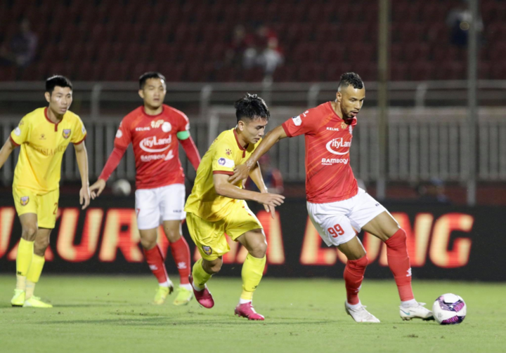 Trực tiếp CLB TP.HCM vs Hà Tĩnh, vòng 2 V-League 2021 - 1