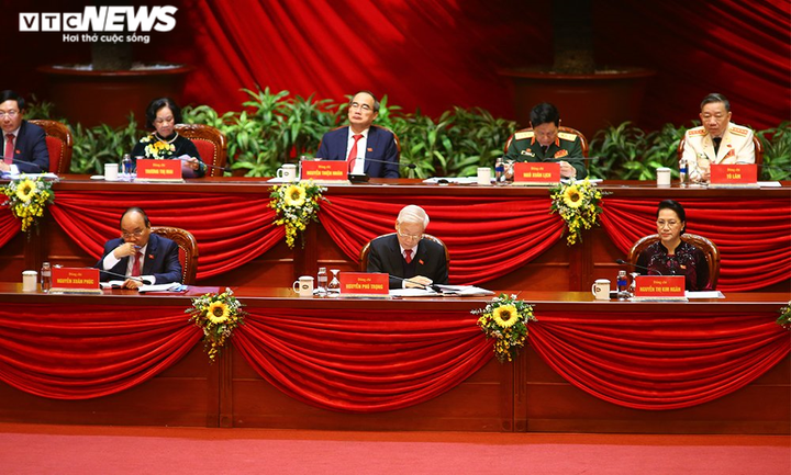 Ảnh: Tổng Bí thư, Chủ tịch nước dự phiên trù bị Đại hội Đảng XIII - 2