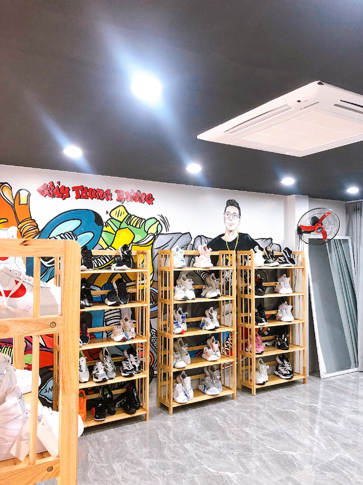 Trung Hương Store - Thương hiệu giày dép được lòng giới trẻ Hà Nội - 2
