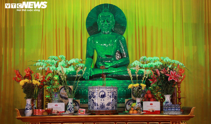 Chiêm ngưỡng ngôi chùa có tượng Phật Ngọc nguyên khối lớn nhất Việt Nam - 13