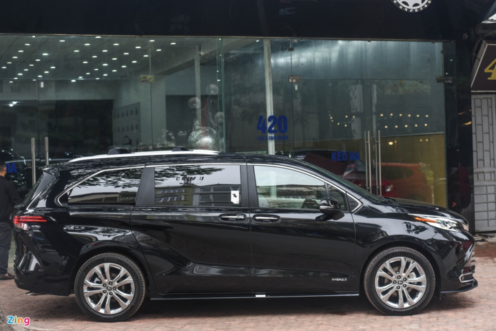Chi tiết Toyota Sienna 2021 đầu tiên tại Việt Nam - 3