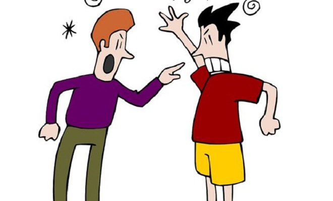 Bị đánh vì tội 'xấu xí lại thích gây chú ý' - 1