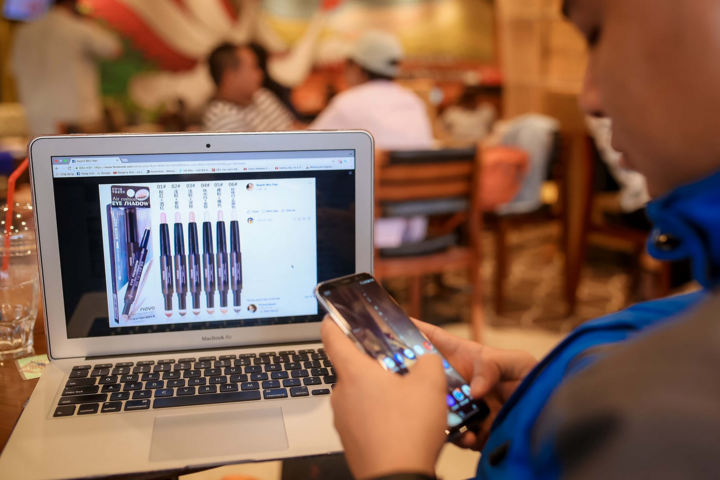 Thành triệu phú USD nhờ kinh doanh online: Thu nhập bao nhiêu phải đóng thuế? - 1