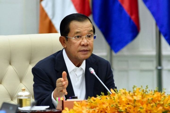 Ông Hun Sen quyên góp 14 tháng lương để chống COVID-19 - 1