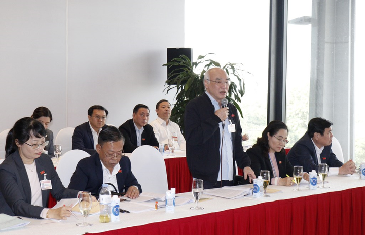 Ảnh: Đại biểu làm việc tại đoàn thảo luận các Văn kiện Đại hội XIII của Đảng - 10