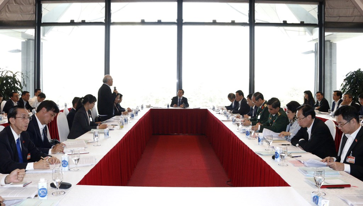 Ảnh: Đại biểu làm việc tại đoàn thảo luận các Văn kiện Đại hội XIII của Đảng - 9