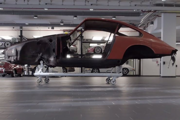 Bên trong bảo tàng Porsche nổi tiếng thế giới - 4