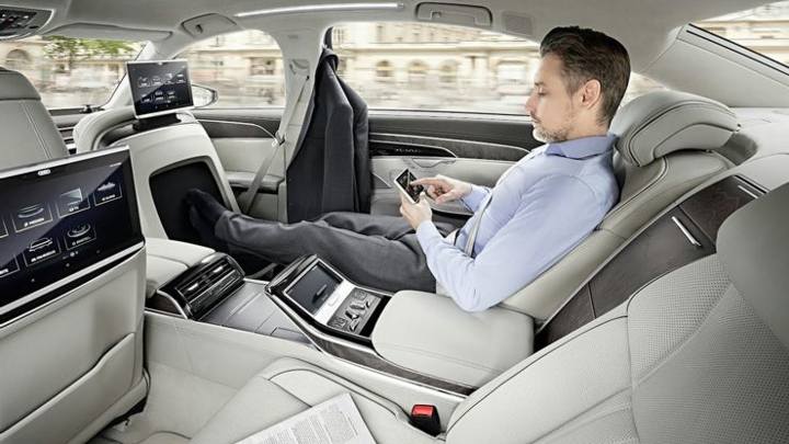 Những mẫu xe sang trọng nhất năm 2020 - 8