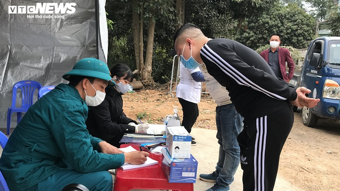 Ảnh: Bị phong tỏa chống COVID-19, cuộc sống ở xã Hưng Đạo thay đổi thế nào? - 8