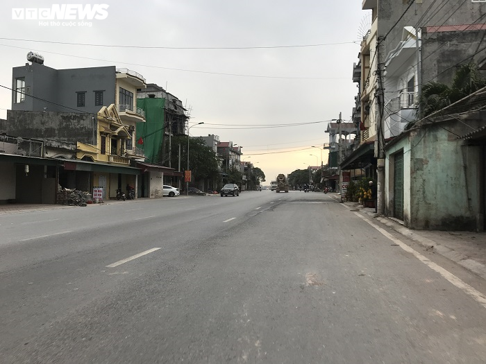 Ảnh: Bị phong tỏa chống COVID-19, cuộc sống ở xã Hưng Đạo thay đổi thế nào? - 9