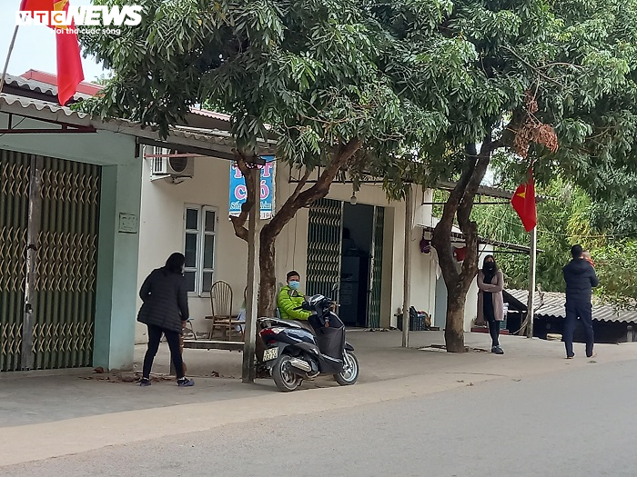 Ảnh: Bị phong tỏa chống COVID-19, cuộc sống ở xã Hưng Đạo thay đổi thế nào? - 4