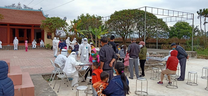 Hà Nội dừng tổ chức ăn uống một đám cưới, yêu cầu nhà gái trở về Hải Dương - 1