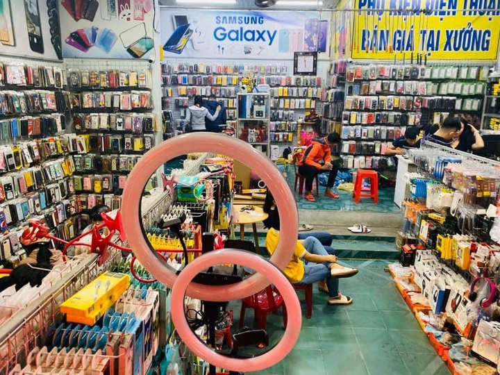 Bảo Lộc Store: Thế giới điện thoại, phụ kiện uy tín cho tín đồ công nghệ - 3