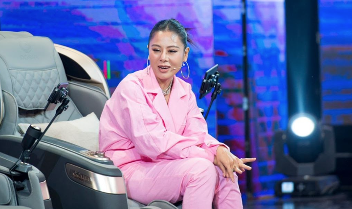 'Kiều nữ làng hài' Nam Thư bối rối khi nói chuyện đẻ thuê, thuê đẻ - 2