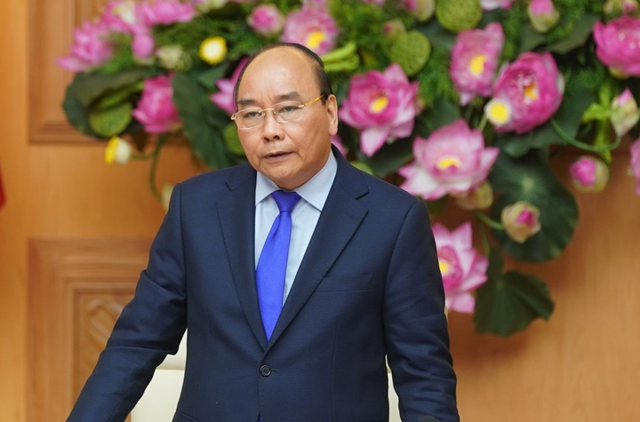 Chính phủ nghe Bộ Y tế báo cáo tình hình, giải pháp phòng chống COVID-19 - 1