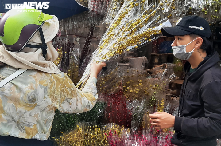 Ảnh: Phố hoa giả Sài Gòn rực rỡ ngày giáp Tết - 10