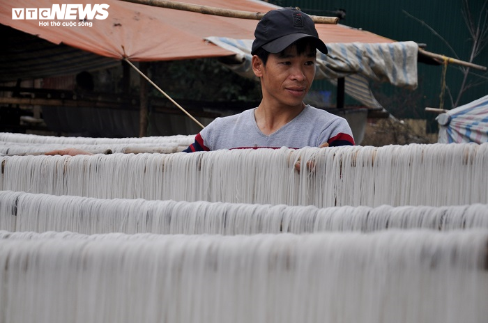 Miến dong xứ Thanh đắt hàng dịp Tết, hộ sản xuất thu nhập hàng trăm triệu đồng - 4