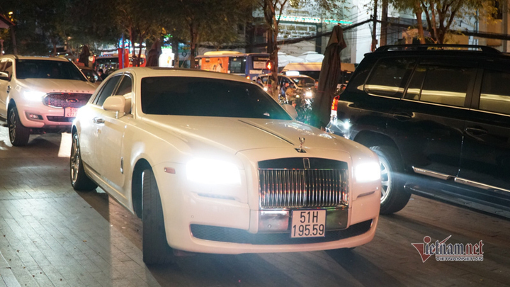 Đẳng cấp siêu xe 34 tỷ trong đám cưới thiếu gia Phan Thành- Primmy Trương - 8