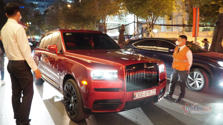 Đẳng cấp siêu xe 34 tỷ trong đám cưới thiếu gia Phan Thành- Primmy Trương - 9