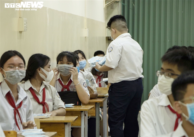 TP.HCM rà soát giáo viên, học sinh về từ Hải Dương, Quảng Ninh - 1