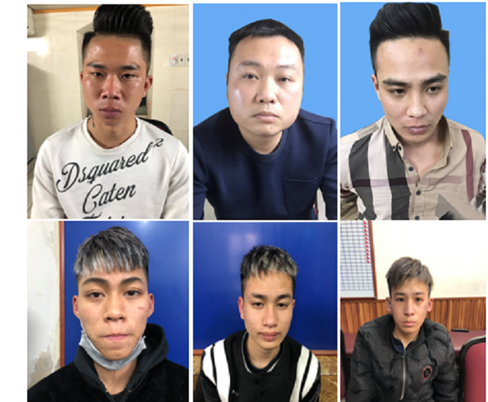 Nam thanh niên bị nhóm người dùng đao chém gục trên sân bóng - 1